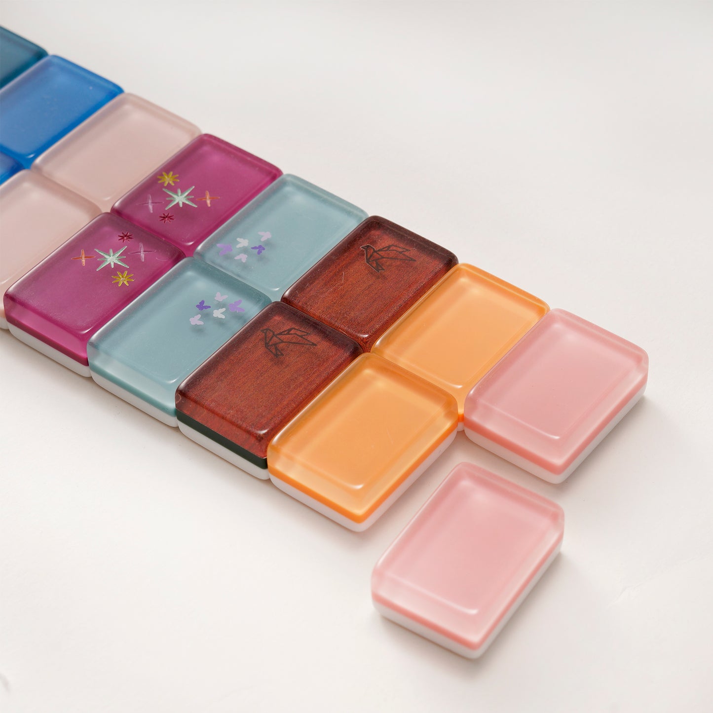 Three‑layer acrylic mahjong tiles